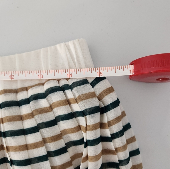 Banana Republic Striped Multicolor Pleated Skirt, Size 2 - Picture 5 of 6